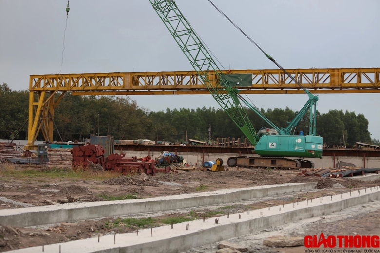 Đồng Nai: Dân nhường đất làm đường mỏi mòn chờ tái định cư- Ảnh 7. Đồng Nai: Dân nhường đất làm đường mỏi mòn chờ tái định cư- Ảnh 7.