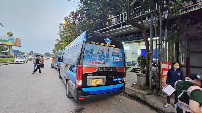 &ldquo;X.e Việt Nam&rdquo; n&uacute;p b&oacute;ng xe hợp đồng chạy tuyến cố định H&agrave; Nội - Nam Định- Ảnh 4.