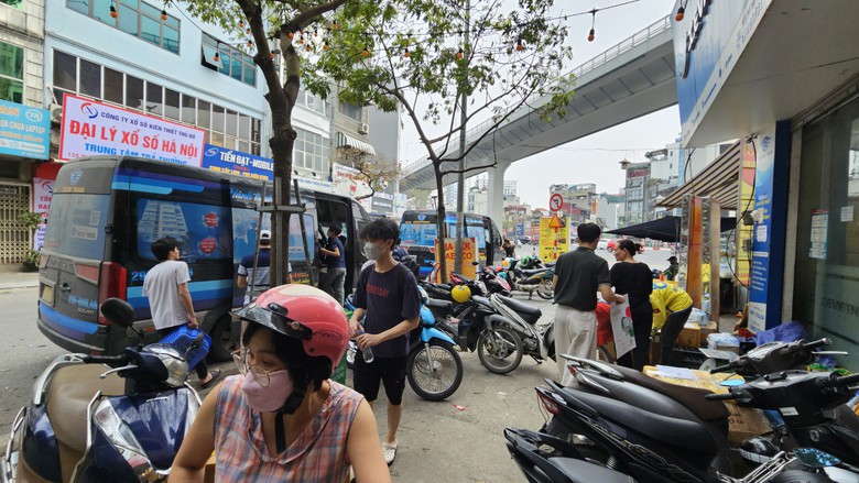 &ldquo;X.e Việt Nam&rdquo; n&uacute;p b&oacute;ng xe hợp đồng chạy tuyến cố định H&agrave; Nội - Nam Định- Ảnh 1.