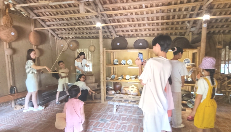 5 ng&agrave;y nghỉ lễ, Thanh H&oacute;a đ&oacute;n 1,5 triệu lượt kh&aacute;ch- Ảnh 3.