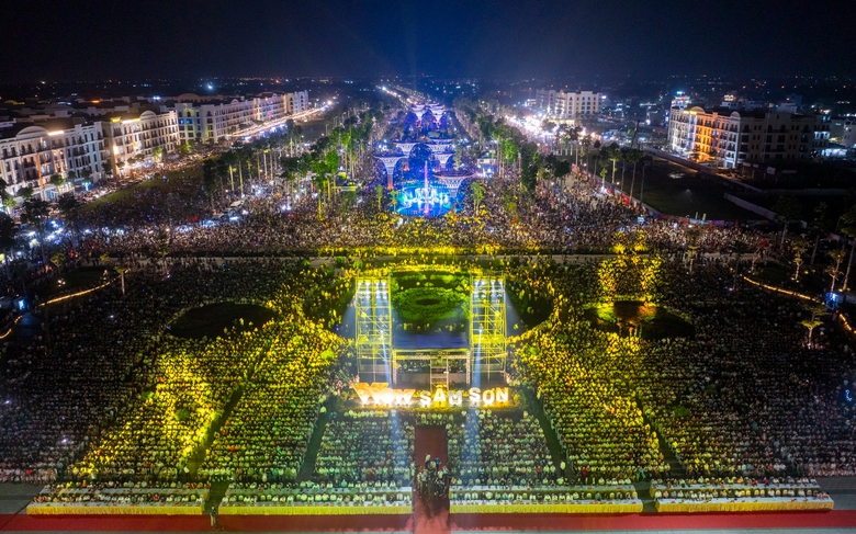 5 ng&agrave;y nghỉ lễ, Thanh H&oacute;a đ&oacute;n 1,5 triệu lượt kh&aacute;ch- Ảnh 2.