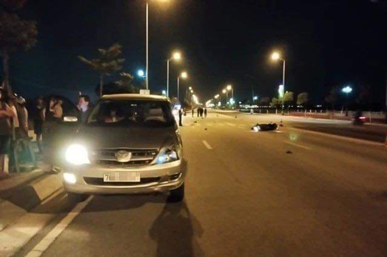 Hiện trường vụ tai nạn l&agrave;m ph&oacute; Chủ tịch UBND x&atilde; tử vong.