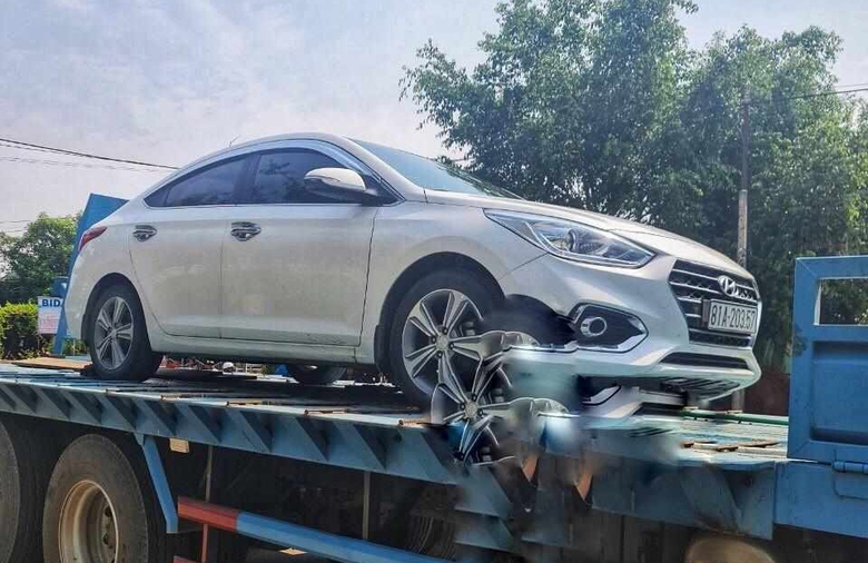 Từ mảnh nhựa vỡ t&igrave;m ra xe &ocirc; t&ocirc; g&acirc;y tai nạn rồi bỏ trốn- Ảnh 1.