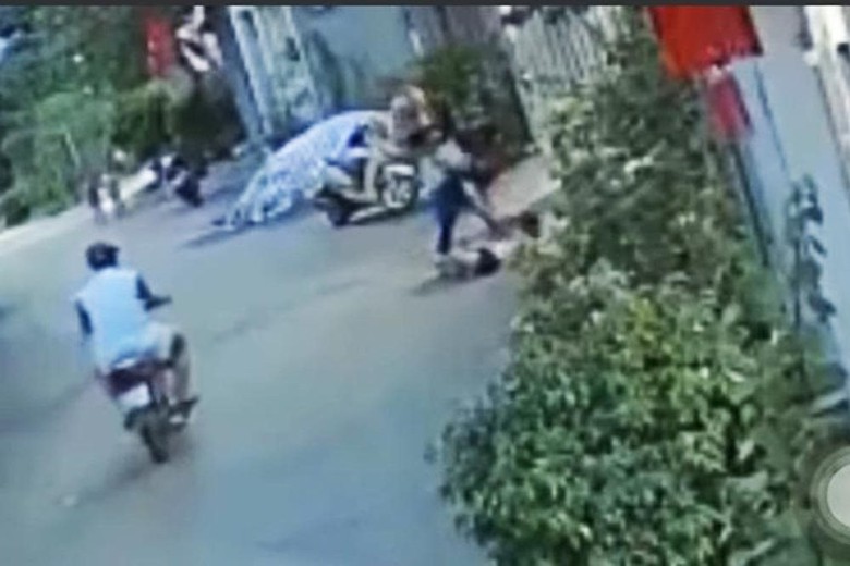 C&ocirc;ng an th&ocirc;ng tin vụ nữ gi&aacute;o vi&ecirc;n trường mầm non ở Sơn La bạo h&agrave;nh b&eacute; 8 tuổi- Ảnh 1.