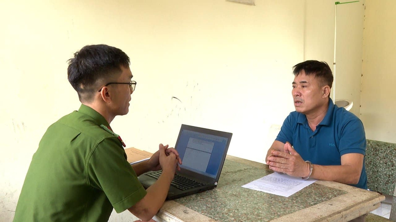 Người đàn ông bị bắt giữ khi đang chở hổ đi bán khai gì?- Ảnh 2. Người đàn ông bị bắt giữ khi đang chở hổ đi bán khai gì?- Ảnh 2.