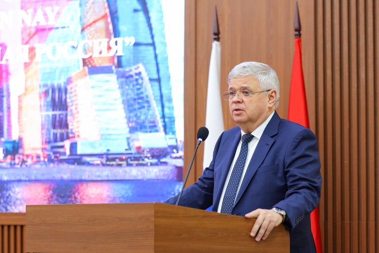 Việt Nam và Nga có tiềm năng hợp tác trong lĩnh vực ô tô- Ảnh 1. Việt Nam và Nga có tiềm năng hợp tác trong lĩnh vực ô tô- Ảnh 1.