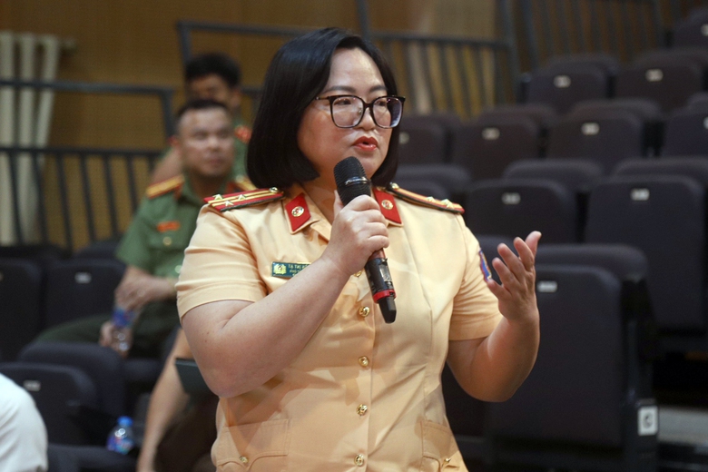 Cục CSGT: Tài xế uống nước sirô mà vẫn có cồn thì được yêu cầu xét nghiệm máu- Ảnh 1. Cục CSGT: Tài xế uống nước sirô mà vẫn có cồn thì được yêu cầu xét nghiệm máu- Ảnh 1.