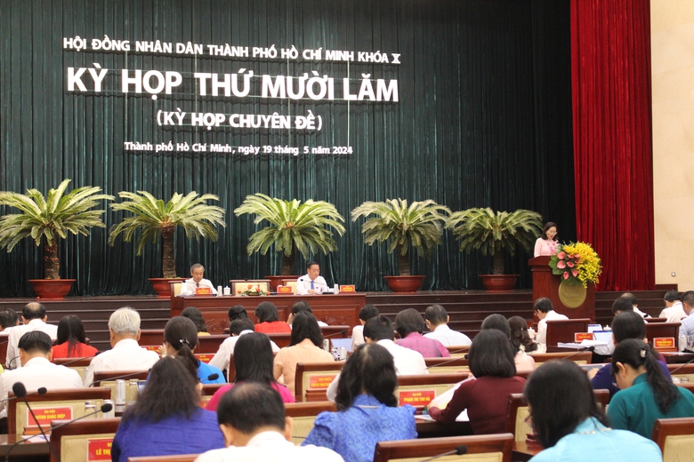 TP.HCM sẽ chi 350 tỷ đồng x&oacute;a điểm đen tai nạn giao th&ocirc;ng- Ảnh 1.