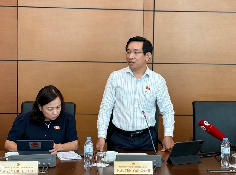 Chủ tịch nước T&ocirc; L&acirc;m: Phải c&oacute; quy định quản l&yacute; dao, tr&aacute;nh sử dụng tr&aacute;i mục đ&iacute;ch- Ảnh 3.