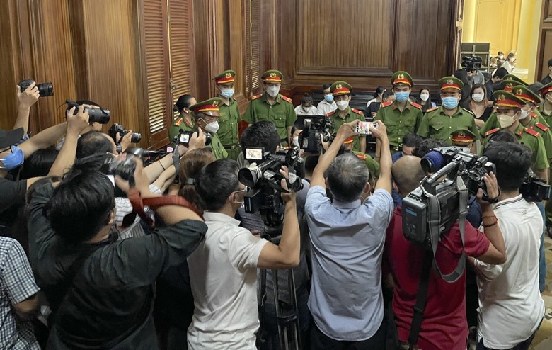 Chưa thống nhất quy định ghi &acirc;m, ghi h&igrave;nh trong phi&ecirc;n t&ograve;a- Ảnh 1.