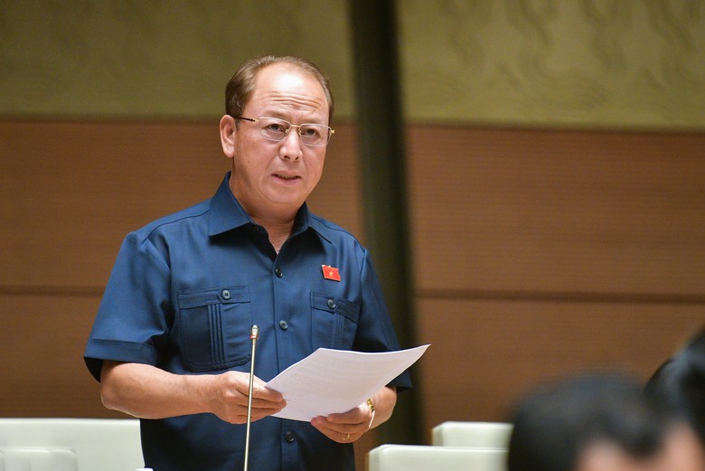 Đại biểu Quốc hội đề xuất tăng kết nối đường sắt, hiện đại h&oacute;a cảng biển- Ảnh 1.