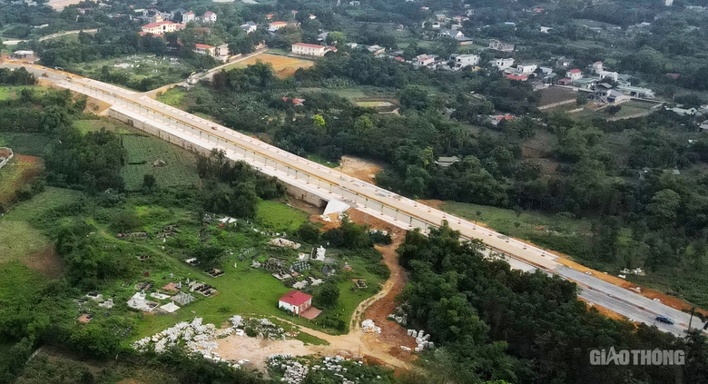 H&ograve;a B&igrave;nh: Dự &aacute;n 330 tỷ mở rộng kh&ocirc;ng gian đ&ocirc; thị vẫn vướng mặt bằng- Ảnh 1.