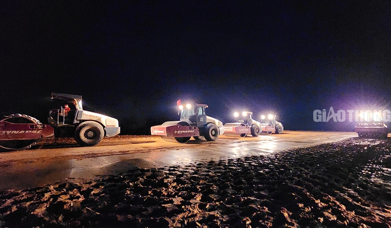 Tranh thủ mặt bằng, đẩy tiến độ cao tốc Kh&aacute;nh H&ograve;a - Bu&ocirc;n Ma Thuột- Ảnh 3.