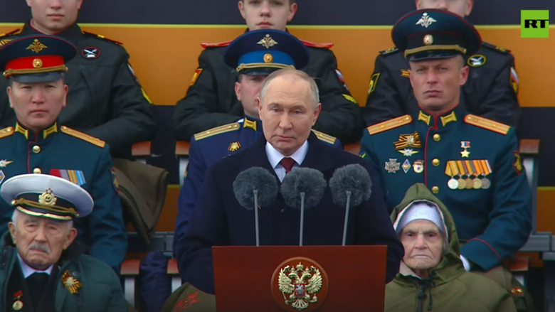 Tổng thống Nga n&oacute;i g&igrave; trong lễ duyệt binh mừng Ng&agrave;y Chiến thắng?- Ảnh 1.