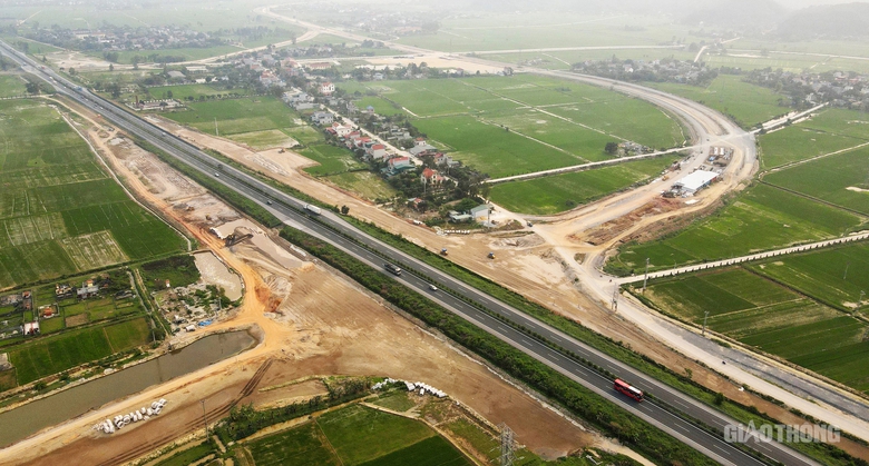 Dự &aacute;n h&agrave;nh lang Đ&ocirc;ng T&acirc;y mới của H&agrave; Nam được r&oacute;t th&ecirc;m h&agrave;ng trăm tỷ đồng- Ảnh 1.