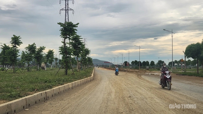 Dự &aacute;n h&agrave;nh lang Đ&ocirc;ng T&acirc;y mới của H&agrave; Nam được r&oacute;t th&ecirc;m h&agrave;ng trăm tỷ đồng- Ảnh 2.