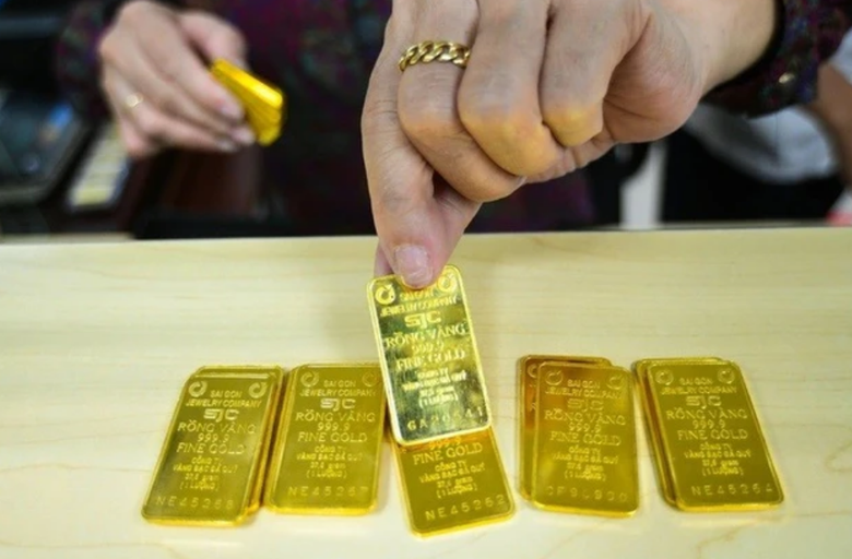 V&agrave;ng thế giới tăng, trong nước giữ gi&aacute;- Ảnh 1.