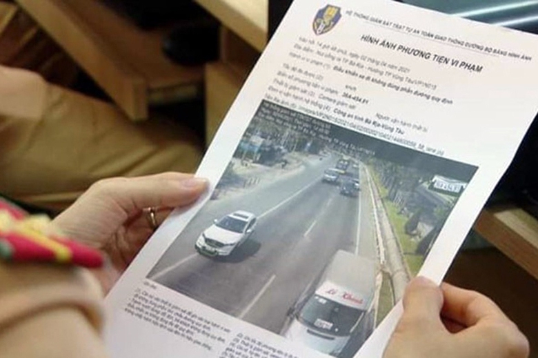 Mua &ocirc; t&ocirc; cũ nhưng "d&iacute;nh" phạt nguội, chủ xe cần phải l&agrave;m g&igrave;?- Ảnh 1.