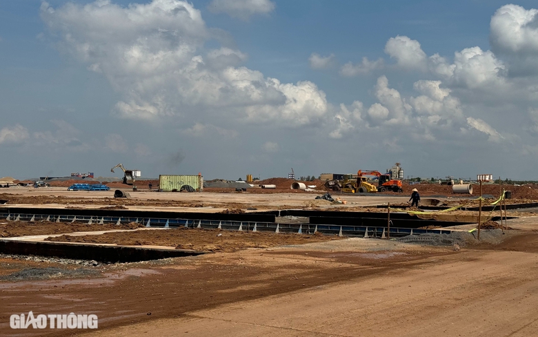 Đồng Nai giải ph&oacute;ng xong 5.000ha mặt bằng cho s&acirc;n bay Long Th&agrave;nh