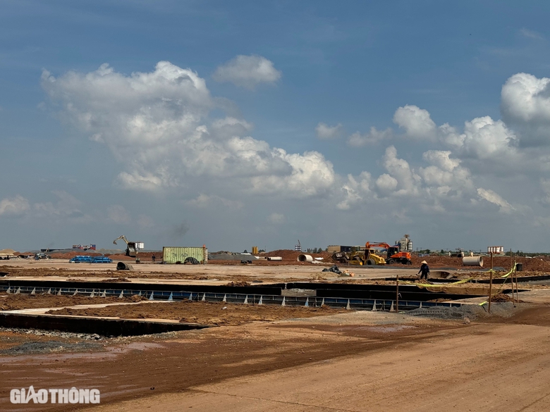 Đồng Nai giải ph&oacute;ng xong 5.000ha mặt bằng cho s&acirc;n bay Long Th&agrave;nh- Ảnh 2.