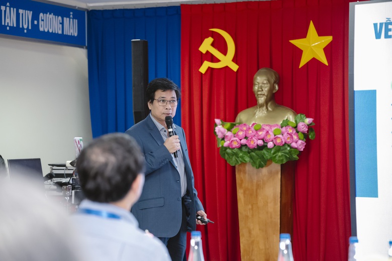 &Ocirc;ng L&ecirc; Ho&agrave;ng Minh chia sẻ về c&aacute;ch Vinamilk ứng dụng kinh tế tuần ho&agrave;n v&agrave;o n&ocirc;ng nghiệp để ph&aacute;t triển bền vững, hướng đến Net Zero.