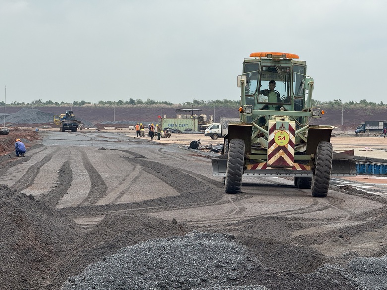 S&acirc;n bay Long Th&agrave;nh: Nh&agrave; ga vượt tiến độ 10 ng&agrave;y, đường cất hạ c&aacute;nh vượt 2 th&aacute;ng- Ảnh 10.