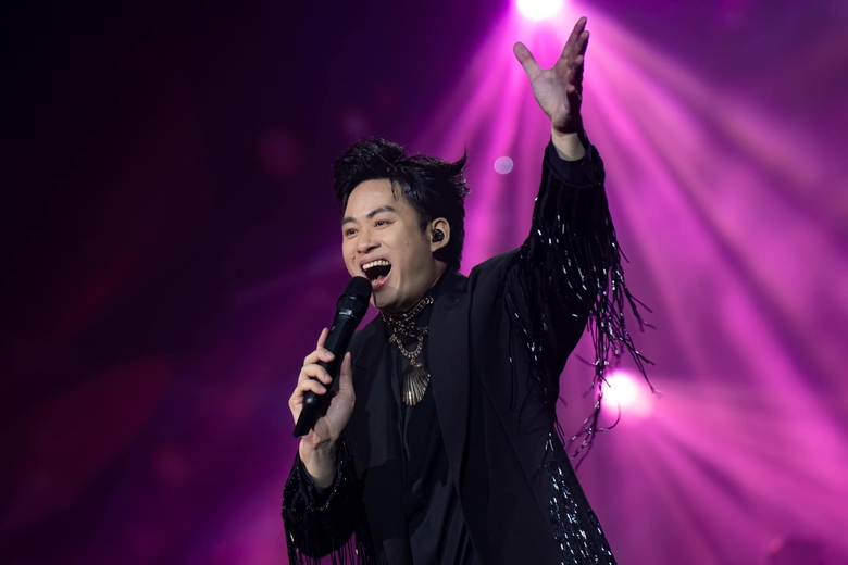 T&ugrave;ng Dương: Từng xin h&aacute;t nhưng kh&ocirc;ng ai nhận v&igrave; chỉ thuộc nhạc "c&aacute;c cụ"- Ảnh 1.