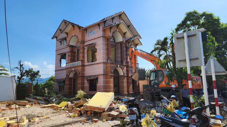 Gỡ điểm nghẽn mặt bằng lớn nhất tr&ecirc;n cao tốc Quảng Ng&atilde;i - Ho&agrave;i Nhơn- Ảnh 8.