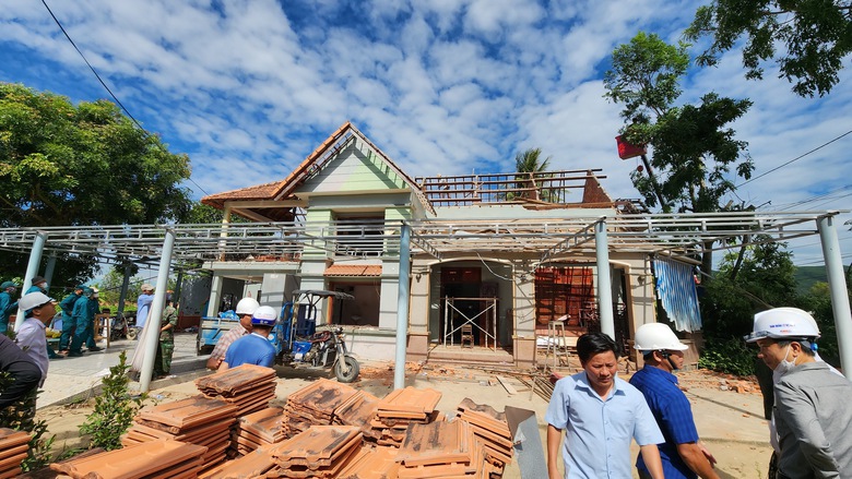 Th&aacute;o dỡ căn nh&agrave; cuối c&ugrave;ng b&agrave;n giao mặt bằng cao tốc Quảng Ng&atilde;i - Ho&agrave;i Nhơn- Ảnh 3.