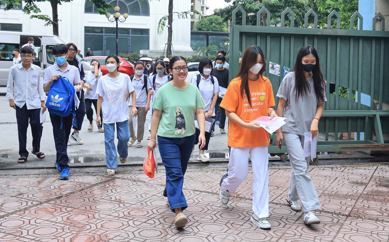 Th&iacute; sinh H&agrave; Nội tự tin bước v&agrave;o kỳ thi tốt nghiệp THPT 2024