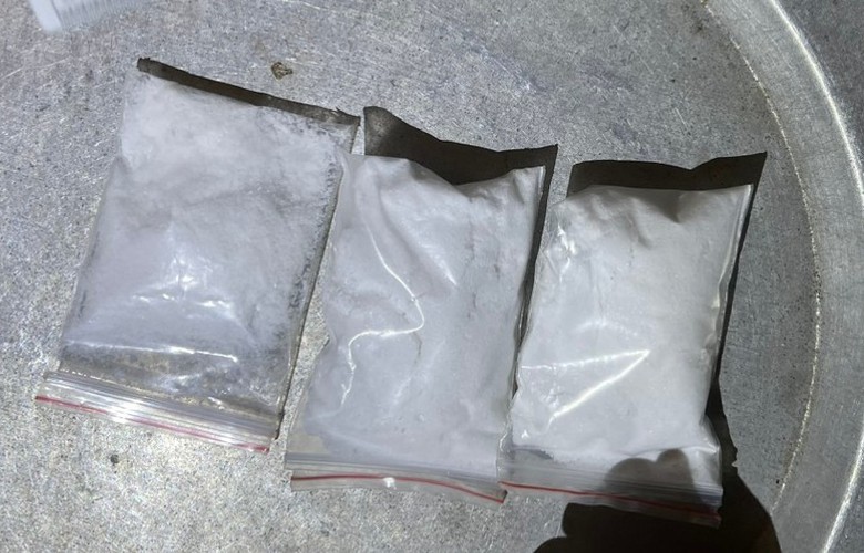 Hai mẹ con thuê nhà trọ bí mật cất giấu ma túy ở Hải Phòng- Ảnh 3. Hai mẹ con thuê nhà trọ bí mật cất giấu ma túy ở Hải Phòng- Ảnh 3.
