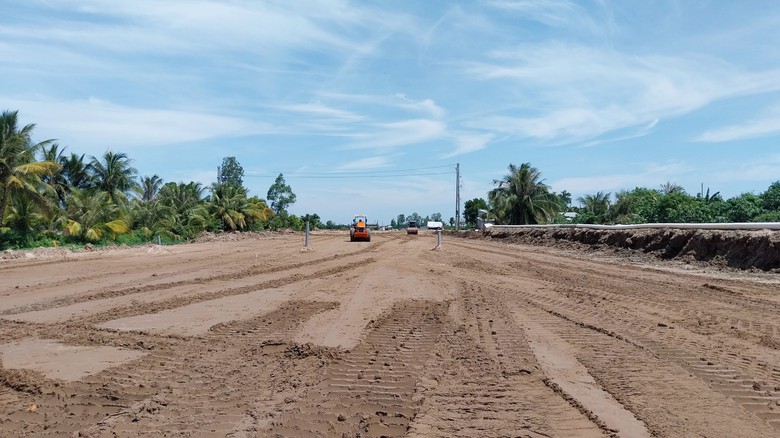 Nh&agrave; thầu cao tốc Cao L&atilde;nh - An Hữu tăng tốc ra sao khi c&oacute; c&aacute;t?- Ảnh 4.