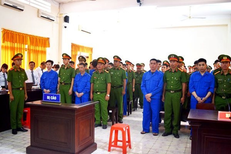 Xử phúc thẩm vụ 70 giang hồ nổ súng tranh giành đất ở Phú Quốc- Ảnh 1. Xử phúc thẩm vụ 70 giang hồ nổ súng tranh giành đất ở Phú Quốc- Ảnh 1.