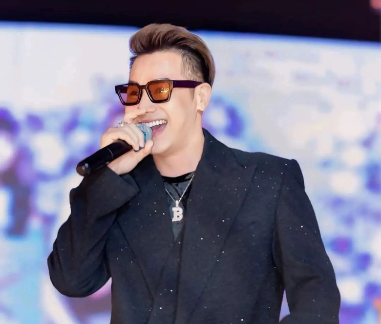 Ca sĩ Chu Bin bị tạm giữ v&igrave; nghi vấn sử dụng ma t&uacute;y- Ảnh 1.