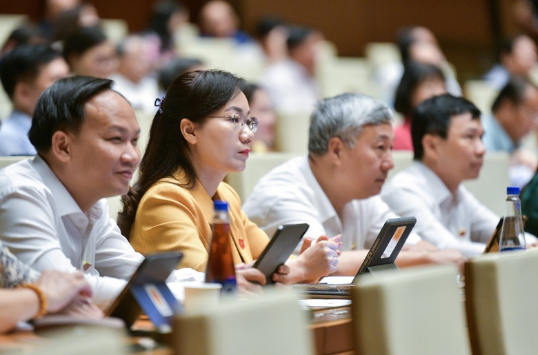 Ph&oacute; thủ tướng: Đầu tư sản xuất chip rất tốn k&eacute;m, cần Nh&agrave; nước tham gia- Ảnh 3.