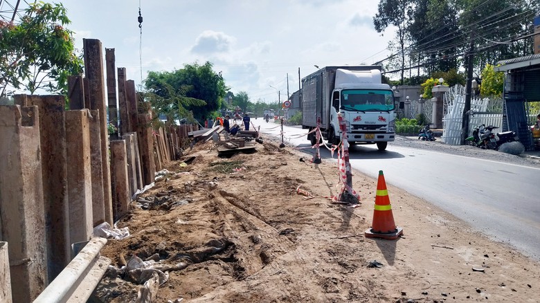 Cơ bản khắc phục xong sạt lở QL80 đoạn qua TP Cần Thơ- Ảnh 1. Cơ bản khắc phục xong sạt lở QL80 đoạn qua TP Cần Thơ- Ảnh 1.