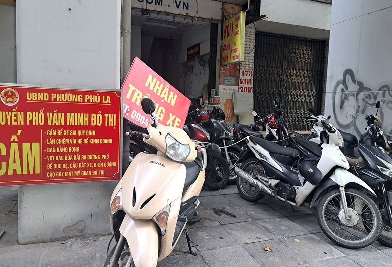 H&agrave; Nội vẫn tr&agrave;n lan b&atilde;i xe kh&ocirc;ng ph&eacute;p- Ảnh 2.
