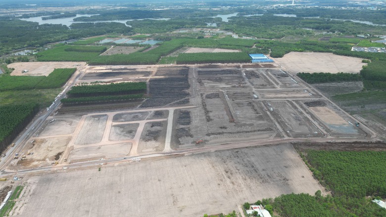 Gần 200 hộ d&acirc;n giao đất l&agrave;m cao tốc Bi&ecirc;n H&ograve;a - Vũng T&agrave;u bốc thăm chọn l&ocirc; t&aacute;i định cư- Ảnh 1.