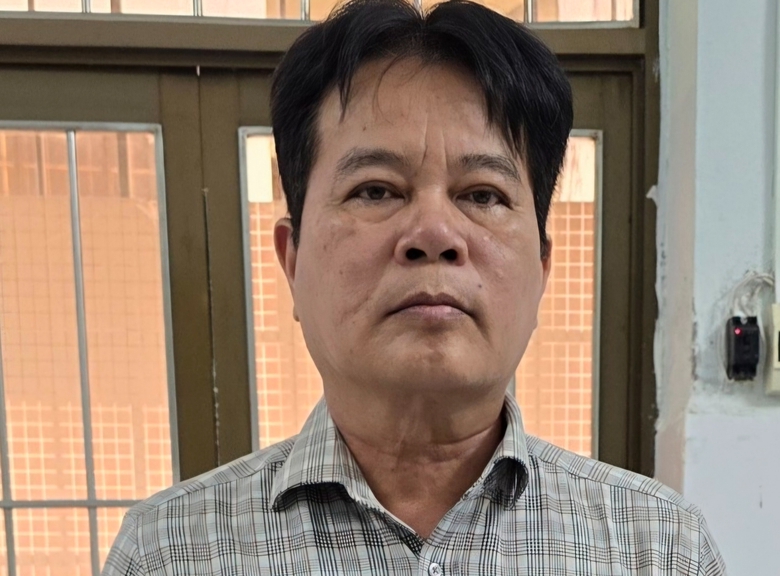 Bắt gi&aacute;m đốc điều h&agrave;nh 3 c&ocirc;ng ty, trốn thuế hơn 9 tỷ đồng- Ảnh 1.