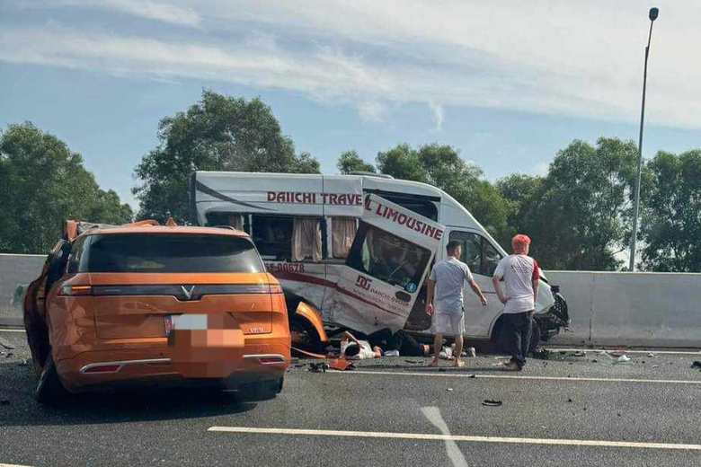 L&agrave;m g&igrave; để tr&aacute;nh tai nạn thương t&acirc;m khi xe gặp sự cố tr&ecirc;n cao tốc?- Ảnh 1.