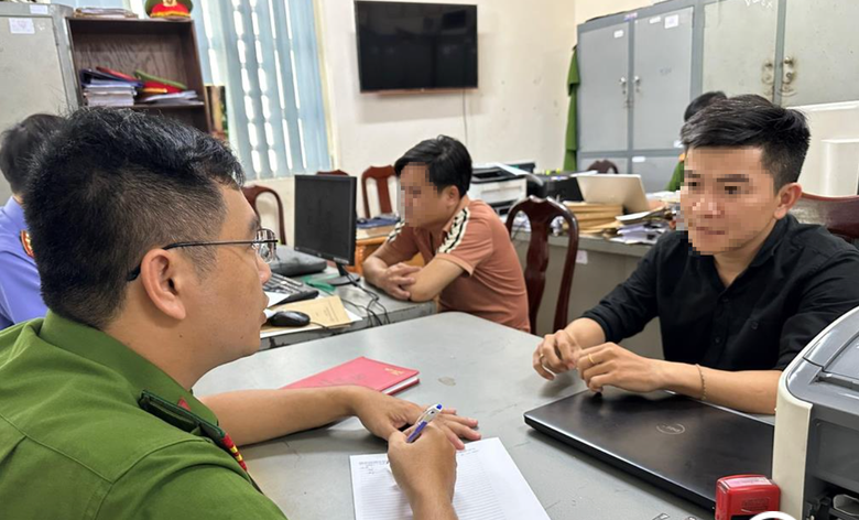 Triệt ph&aacute; ổ c&aacute; độ b&oacute;ng đ&aacute; qua mạng đ&atilde; giao dịch 57 tỷ đồng- Ảnh 1.