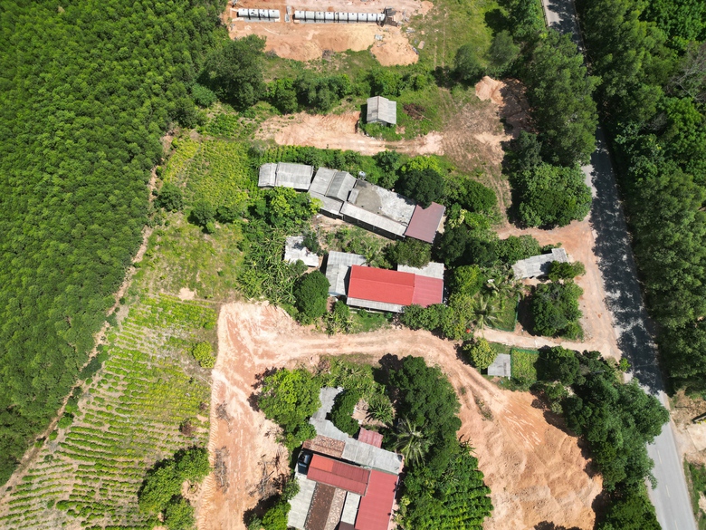 Mặt bằng chưa th&ocirc;ng, thời tiết xấu cản tiến độ cao tốc qua Quảng B&igrave;nh- Ảnh 1.