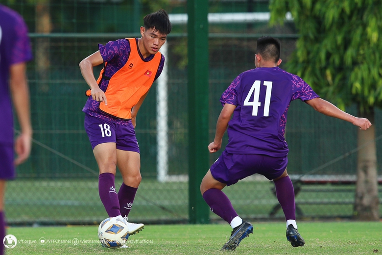 Giải đấu U19 Việt Nam chuẩn bị tham dự c&oacute; thay đổi lịch sử- Ảnh 1.