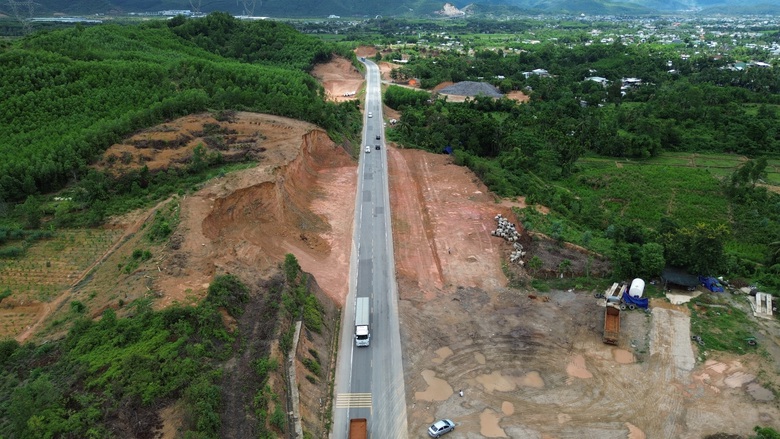 Chuyển mục đ&iacute;ch sử dụng đất, x&acirc;y khu t&aacute;i định cư cho dự &aacute;n cao tốc qua Đ&agrave; Nẵng- Ảnh 1.