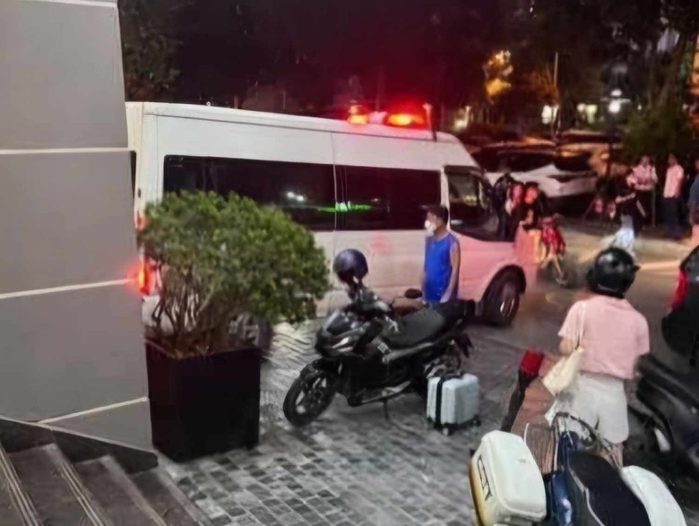 Công an điều tra nghi án bé trai bị bố sát hại ở Hà Nội- Ảnh 1. Công an điều tra nghi án bé trai bị bố sát hại ở Hà Nội- Ảnh 1.