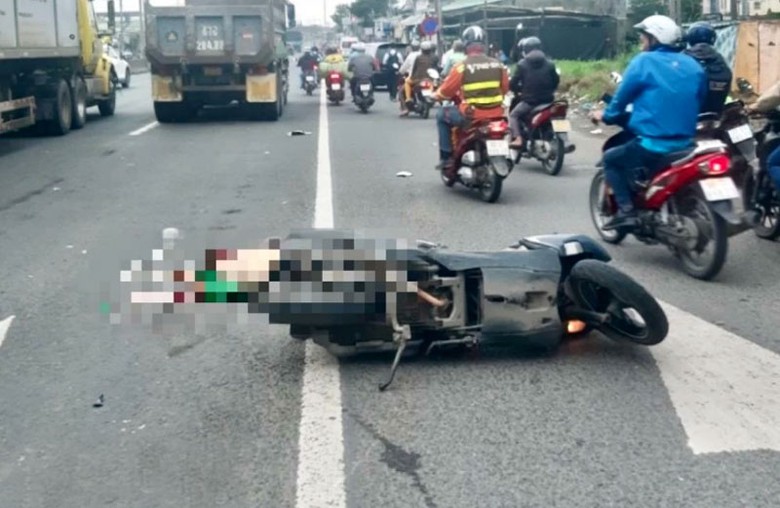 Hiện trường vụ tai nạn - Ảnh: B&aacute;o Đồng Nai.