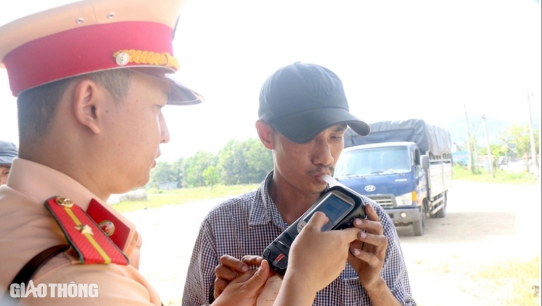 L&acirc;m Đồng: Xử l&yacute; 15 c&aacute;n bộ, đảng vi&ecirc;n vi phạm nồng độ cồn- Ảnh 1.