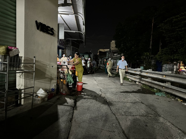 Nguy&ecirc;n nh&acirc;n vụ va chạm giữa xe b&aacute;n tải v&agrave; t&agrave;u hỏa khiến hai người tử vong ở Đồng Nai- Ảnh 1.