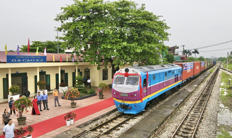 Bộ GTVT tr&igrave;nh Ch&iacute;nh phủ Dự &aacute;n Luật Đường sắt (sửa đổi)- Ảnh 1.