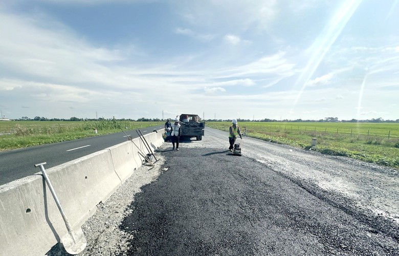 Hoàn thành nâng cấp tuyến Lộ Tẻ - Rạch Sỏi trước 31/12/2025- Ảnh 4. Hoàn thành nâng cấp tuyến Lộ Tẻ - Rạch Sỏi trước 31/12/2025- Ảnh 4.